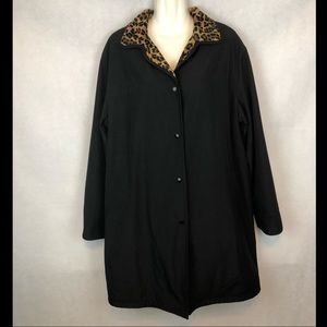 Gallery Reversible Waterproof Cheetah rain Coat warm linning in side